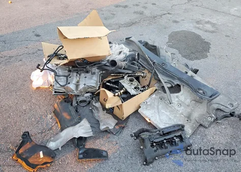 2016 Land Rover Range Rover из США, поврежденный, VIN SALGR2PFXGA287824